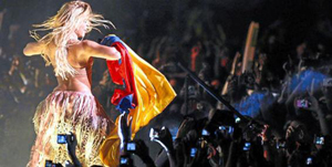 SHAKIRA SE LUCIO CON SU PRESENTACION EN BOGOTA